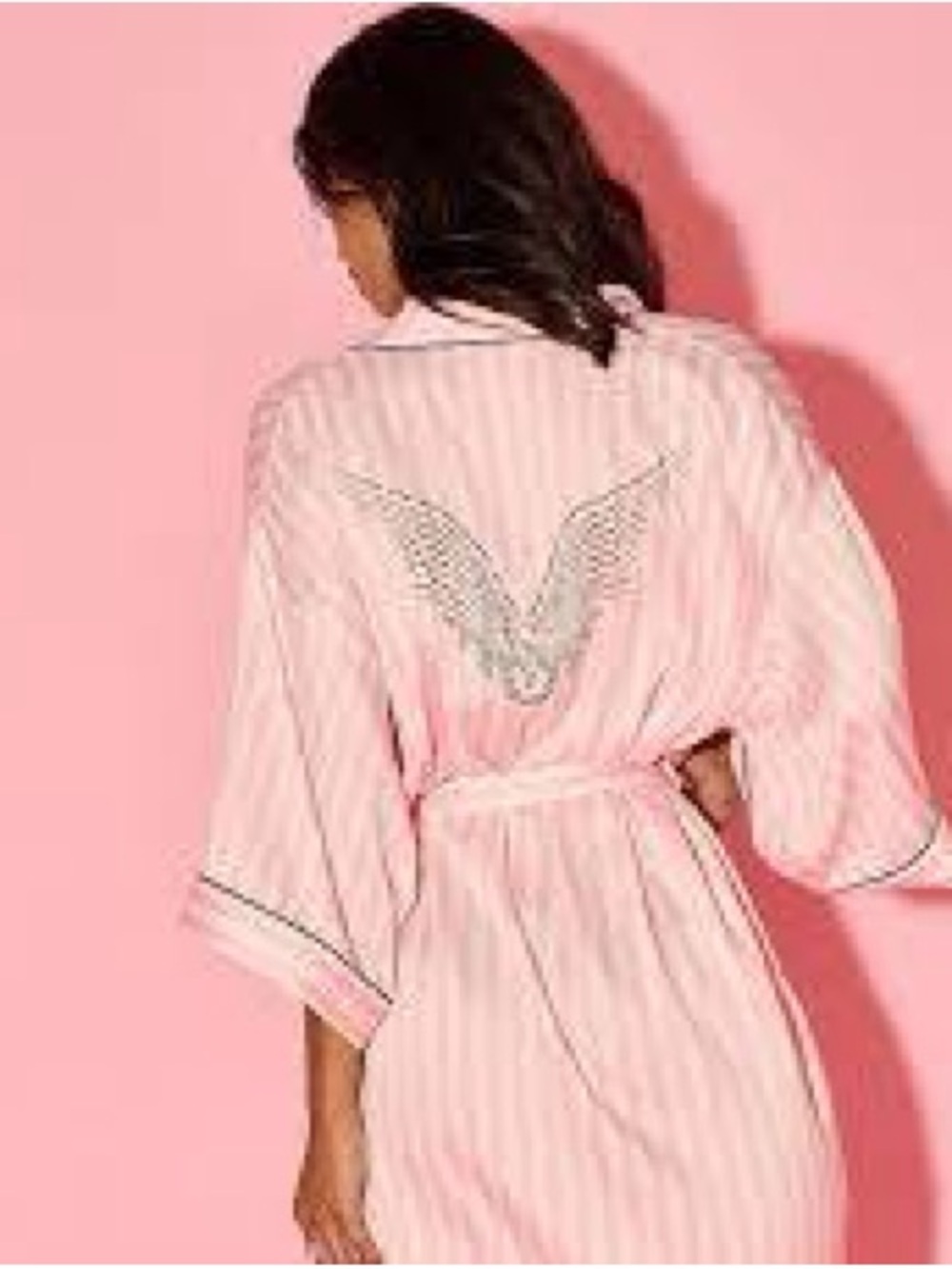 Victoria’s Secret Backstage Satin Sparkle Short Robe